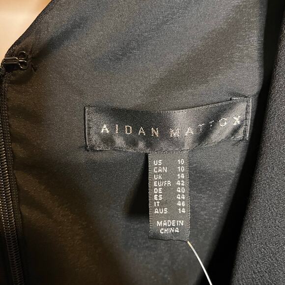 NWT AIDAN MATTOX black satin flutter sleeve v neck jumpsuit size 10 cocktail - Picture 5 of 8